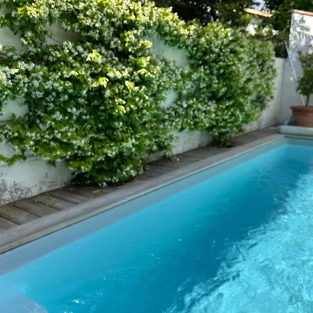 Maison De Famille A Bordeaux - Piscine Chauffee لو بوسْكا